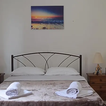 Stelios Apartman Hriszí Aktí Haniá